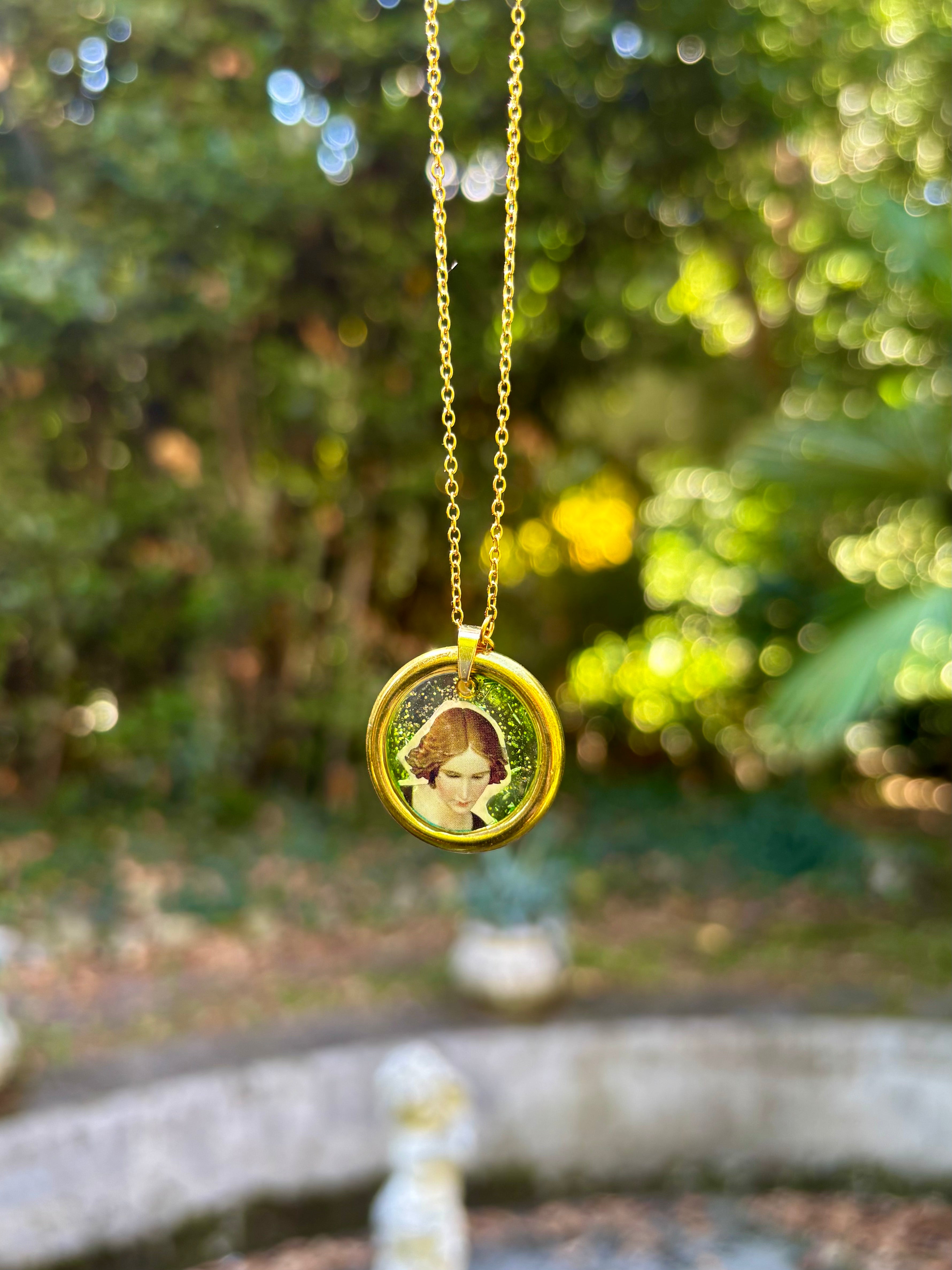 Collana con ciondolo - Short Bob