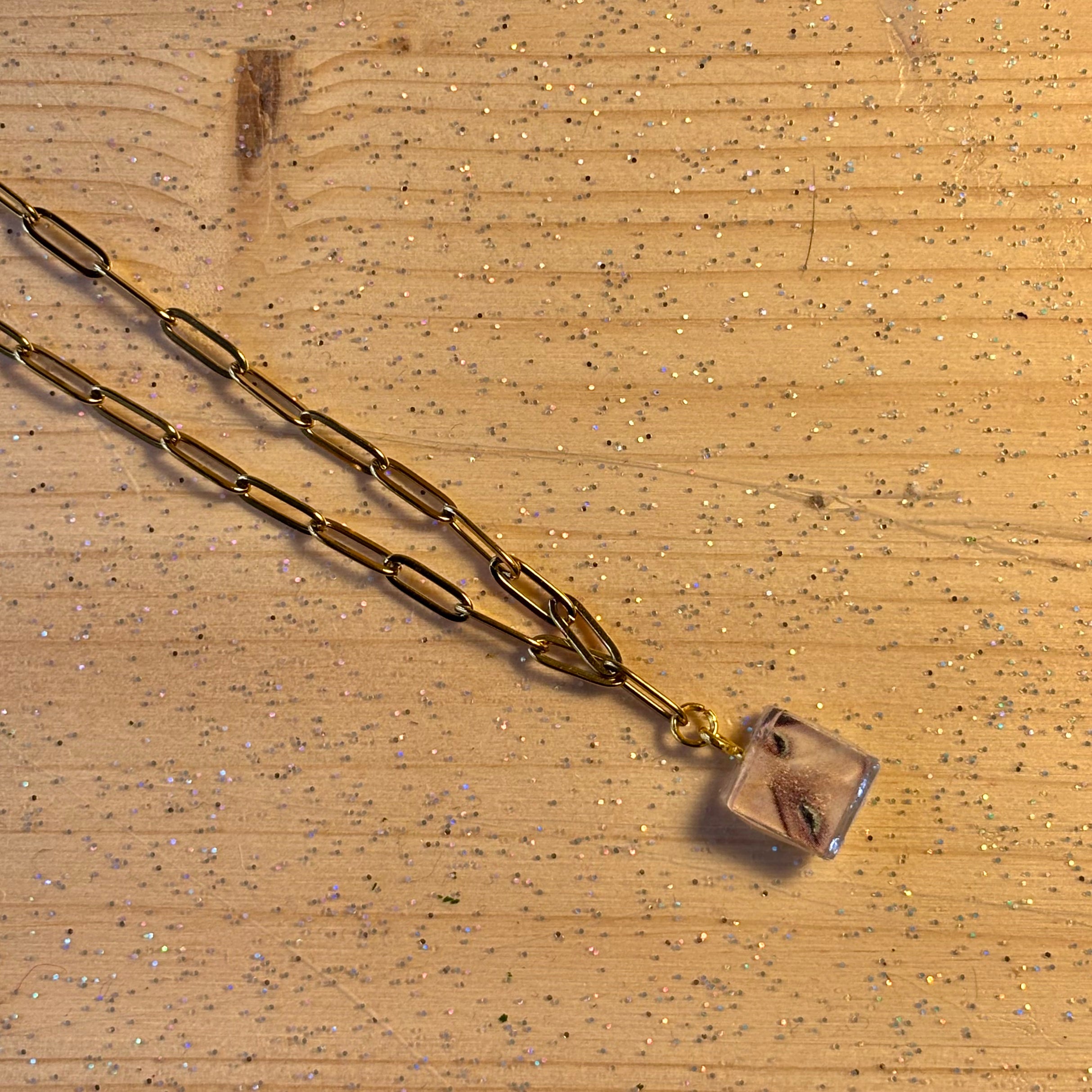 Collana con ciondolo - Kecharitomene