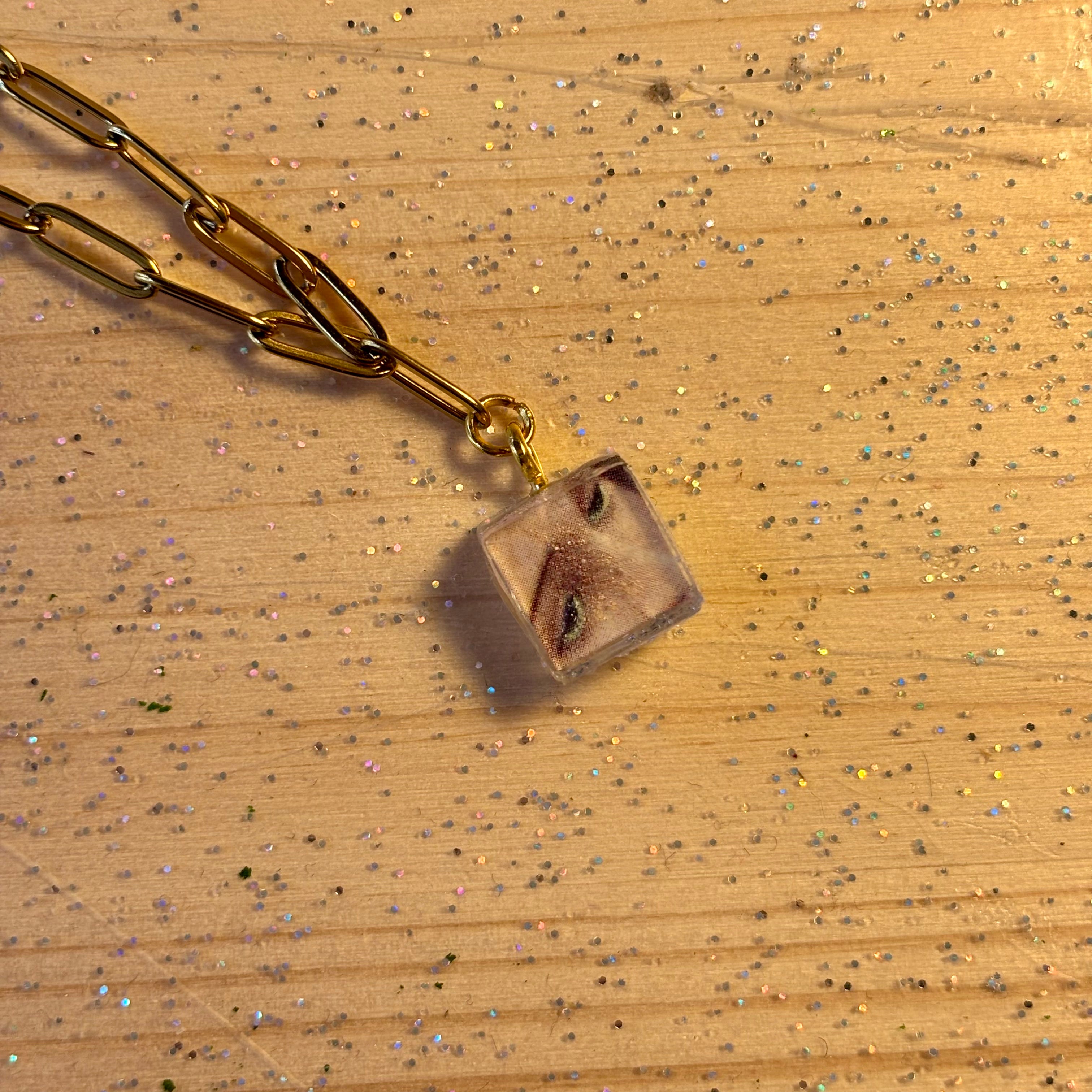 Collana con ciondolo - Kecharitomene
