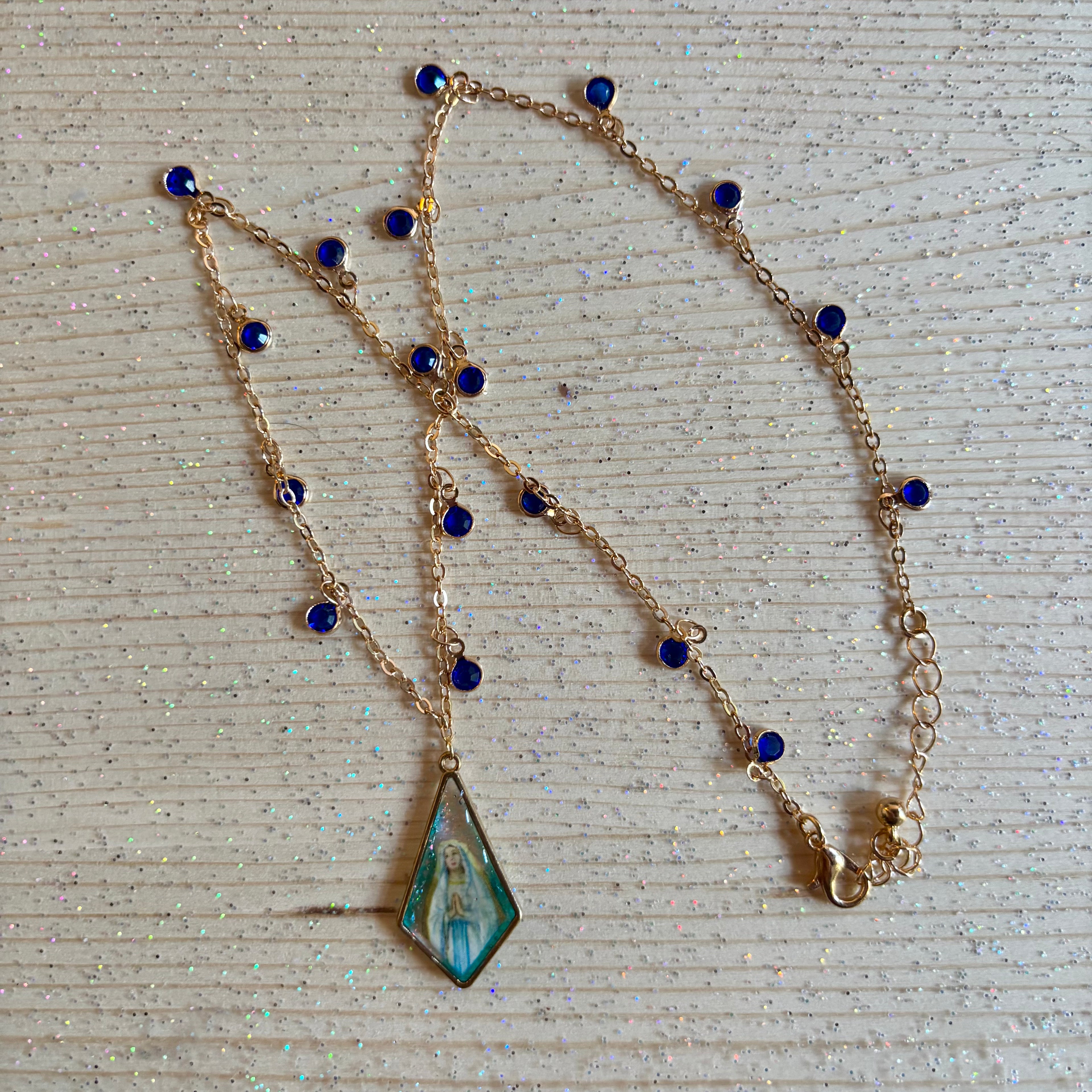 Collana con ciondolo - Ave Maria