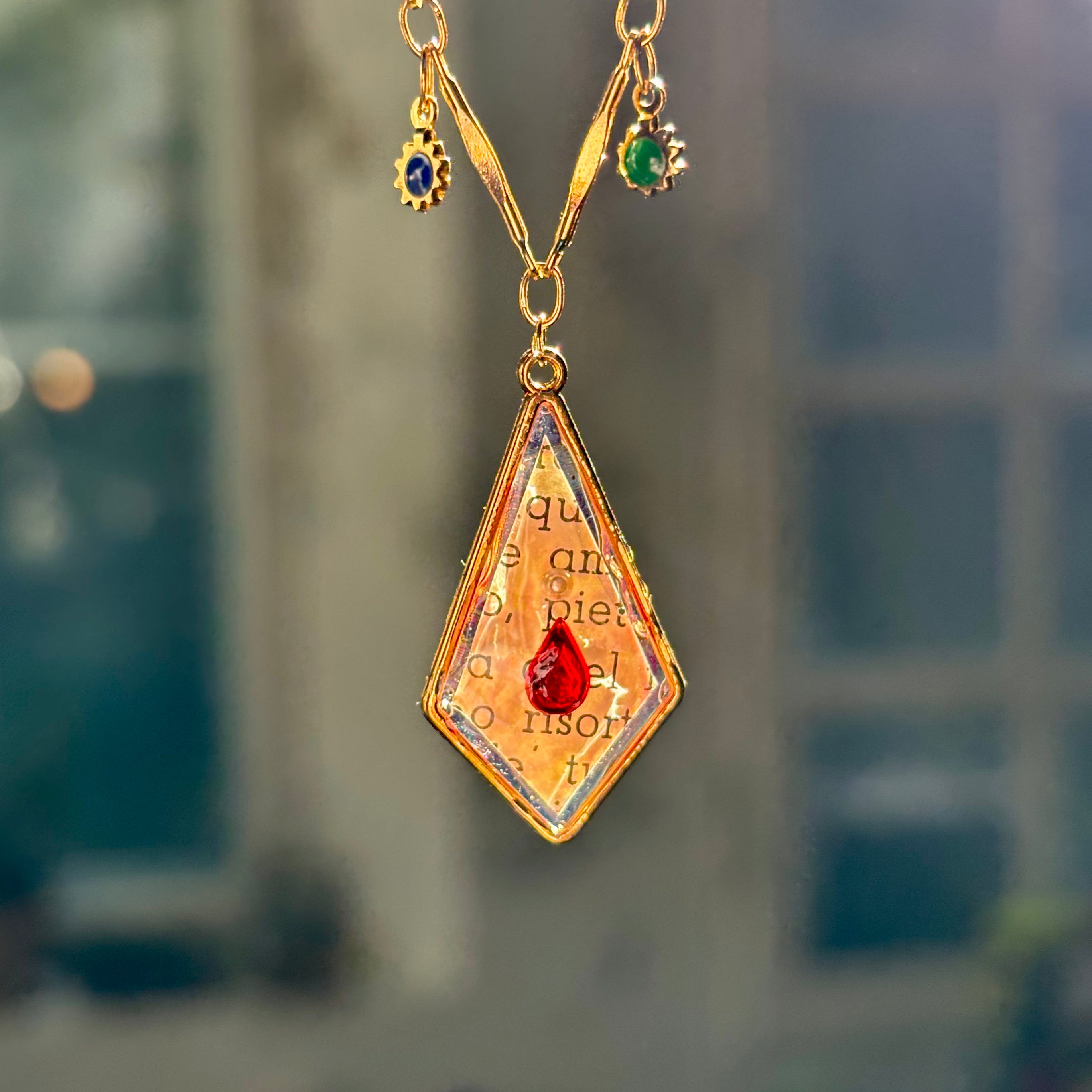 Collana con ciondolo - Nelle Fiamme