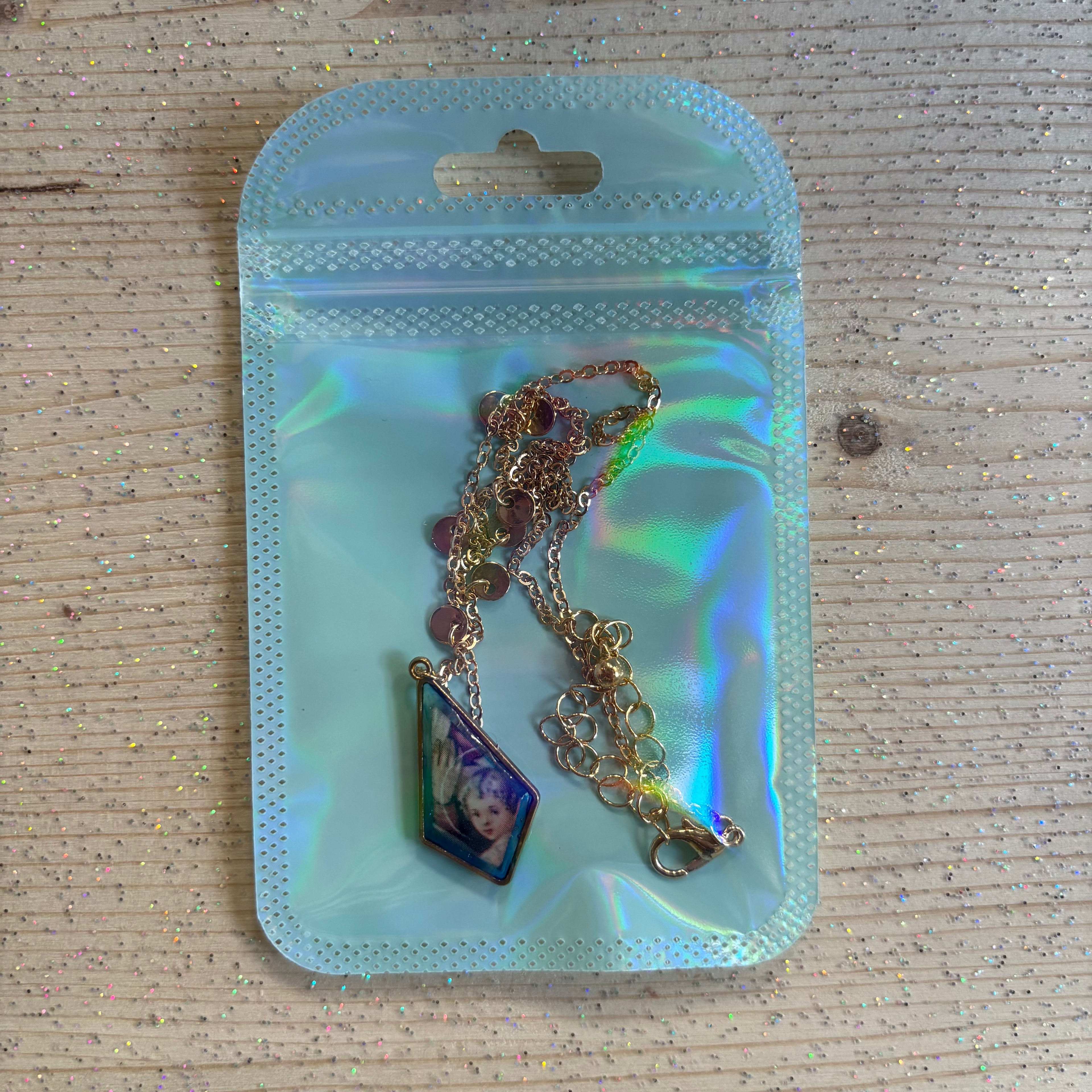 Collana con ciondolo - Sacra Infanzia