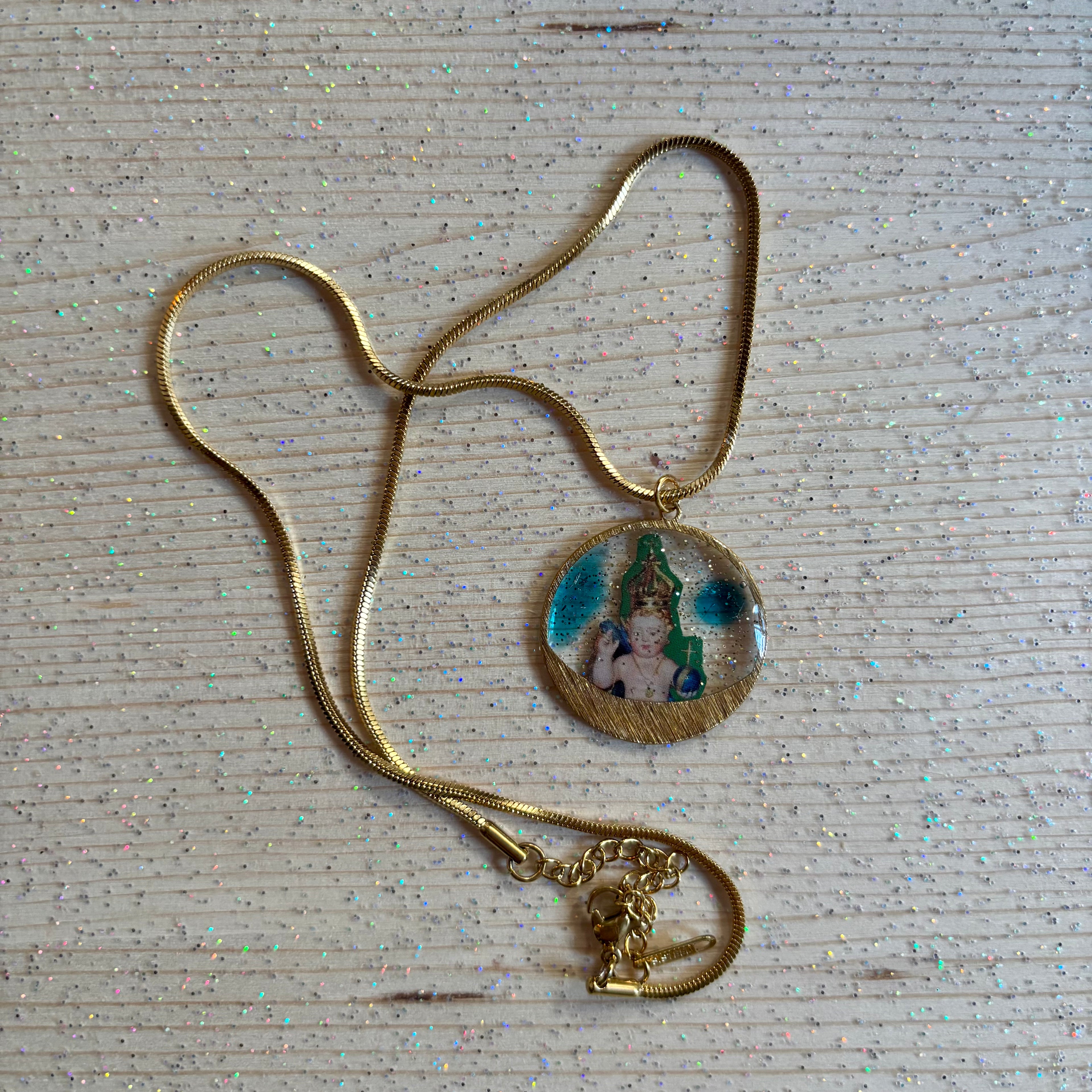 Collana con ciondolo - Globo Crucigero