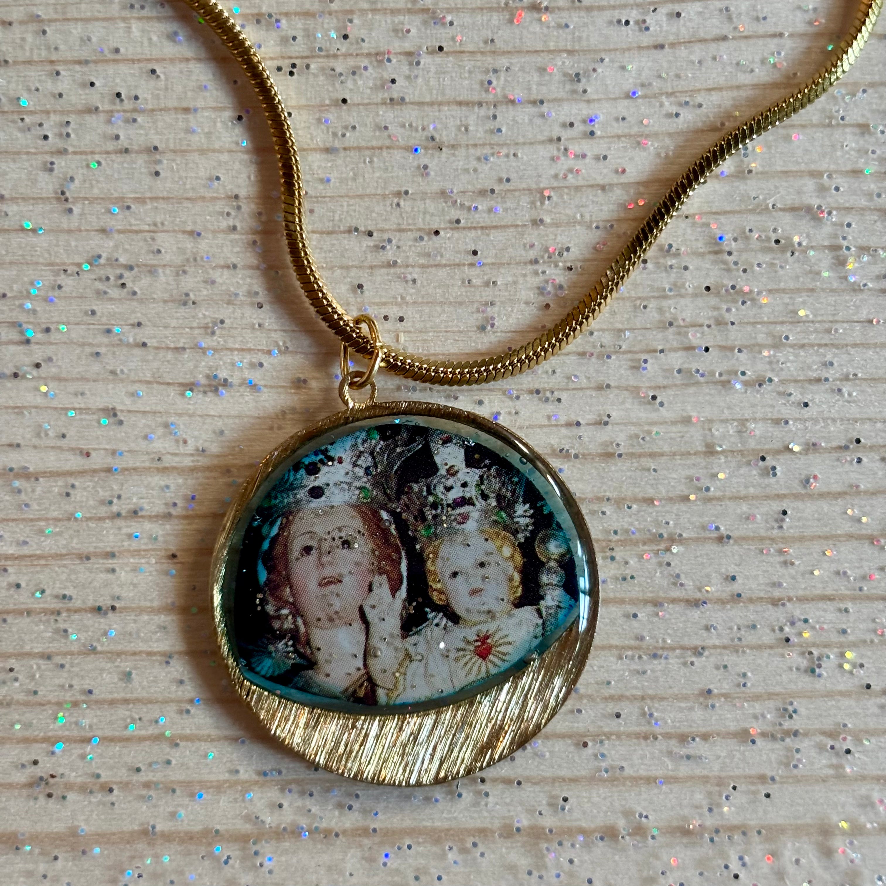 Collana con ciondolo - Maternitas