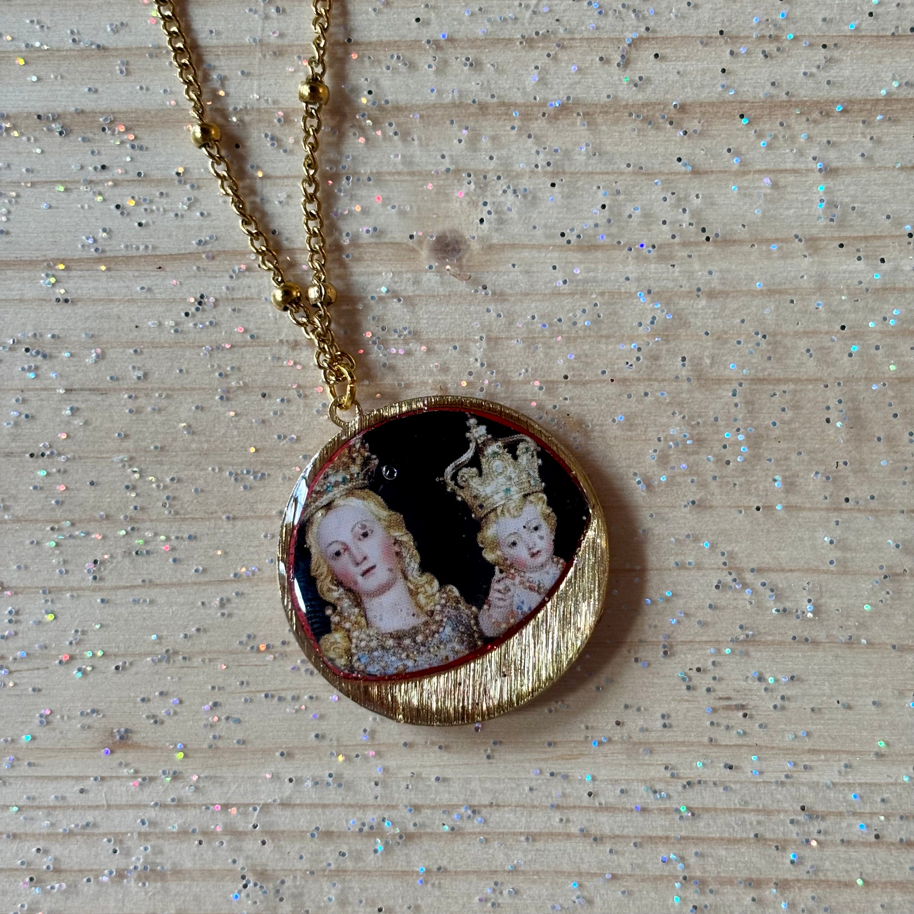 Collana con ciondolo - Due Corone Un Trono