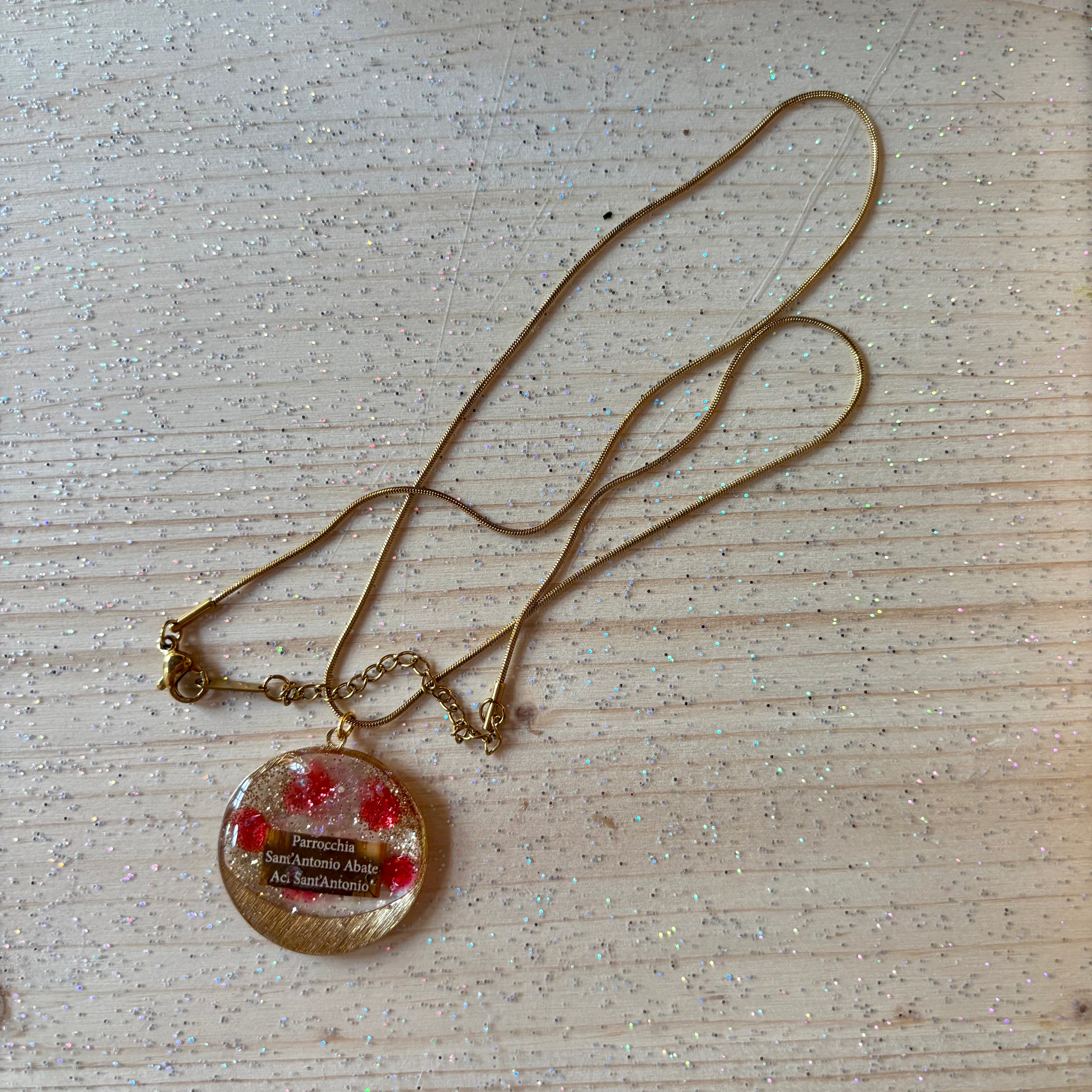 Collana con ciondolo - Parrocchia Sant'Antonio Abate
